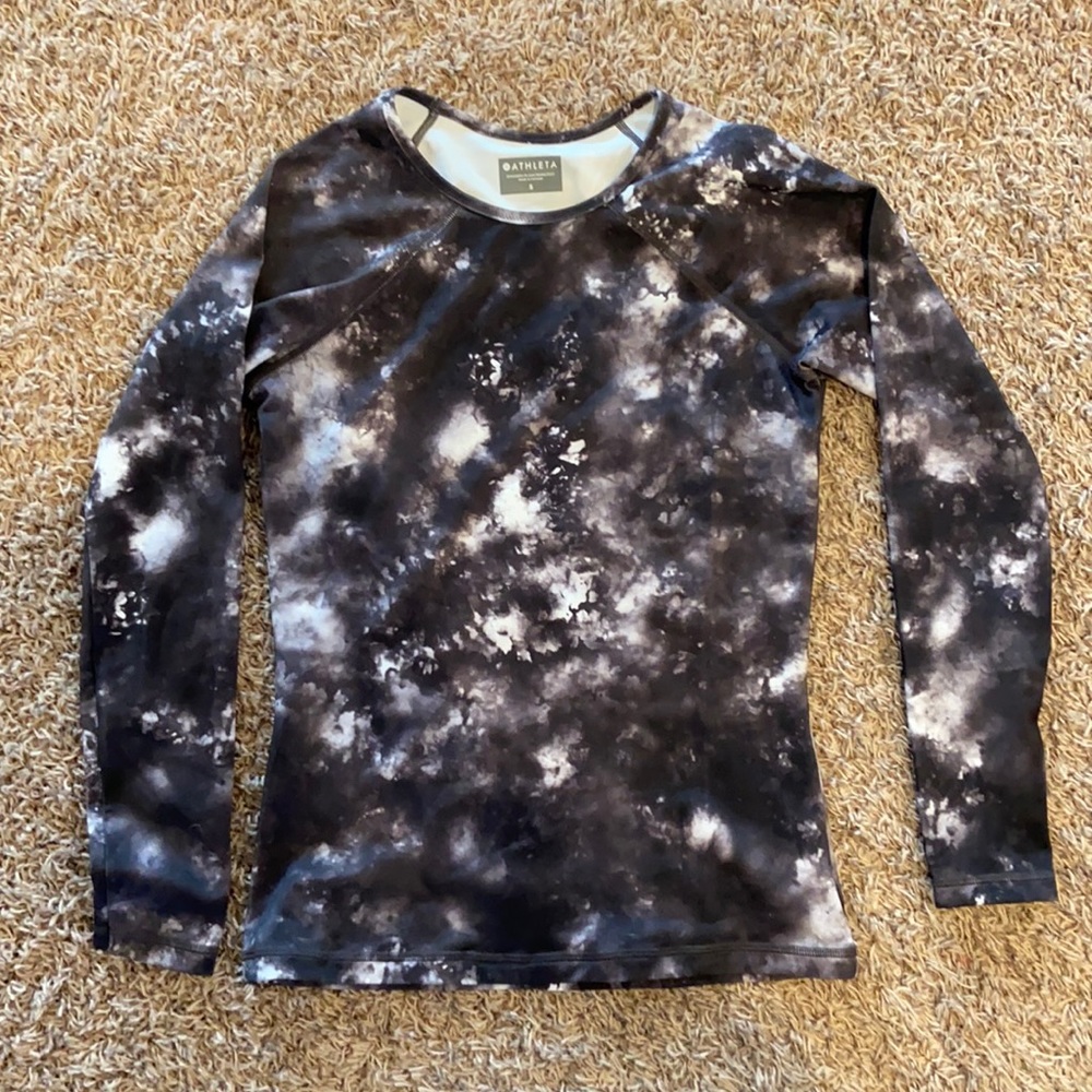 Beautiful NWOT Athleta Supernova Crew RashGuard.  Never Worn!  Size Small